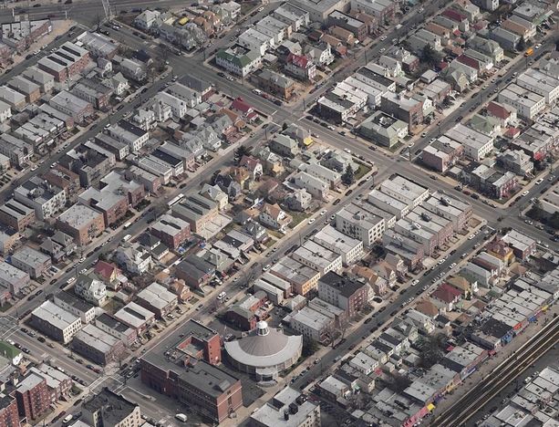 Bensonhurst: 24th av - 84th str